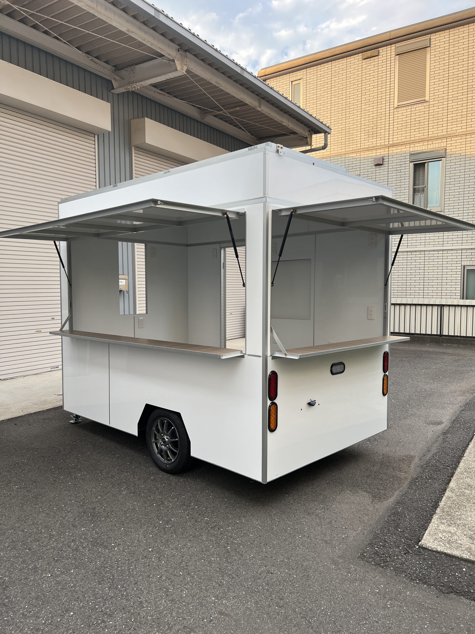 ワイドタイプキッチンカーサイズ確認用